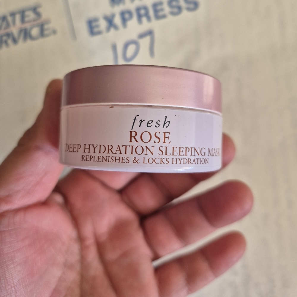 New! Fresh Rose Deep Hydration Sleeping Mask